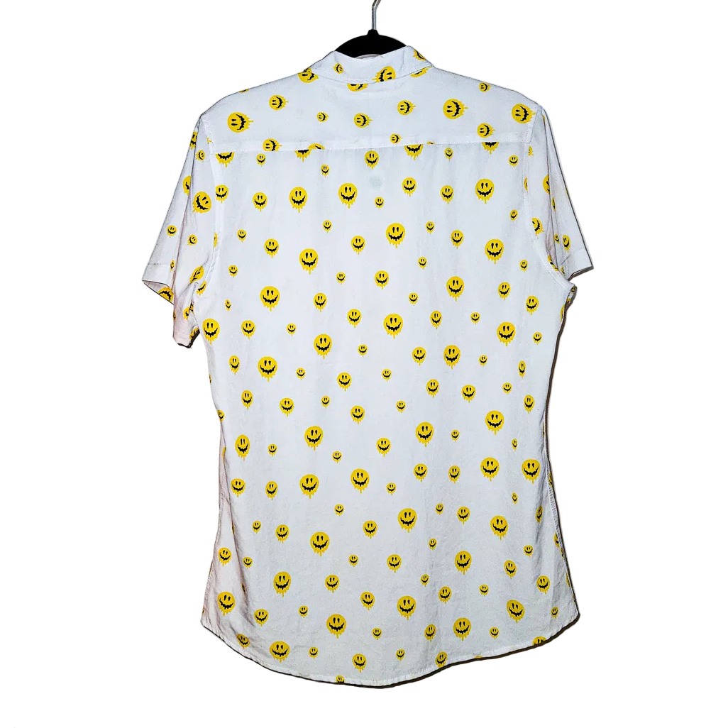 MatoSurf Smiley Face Button Down - Size M