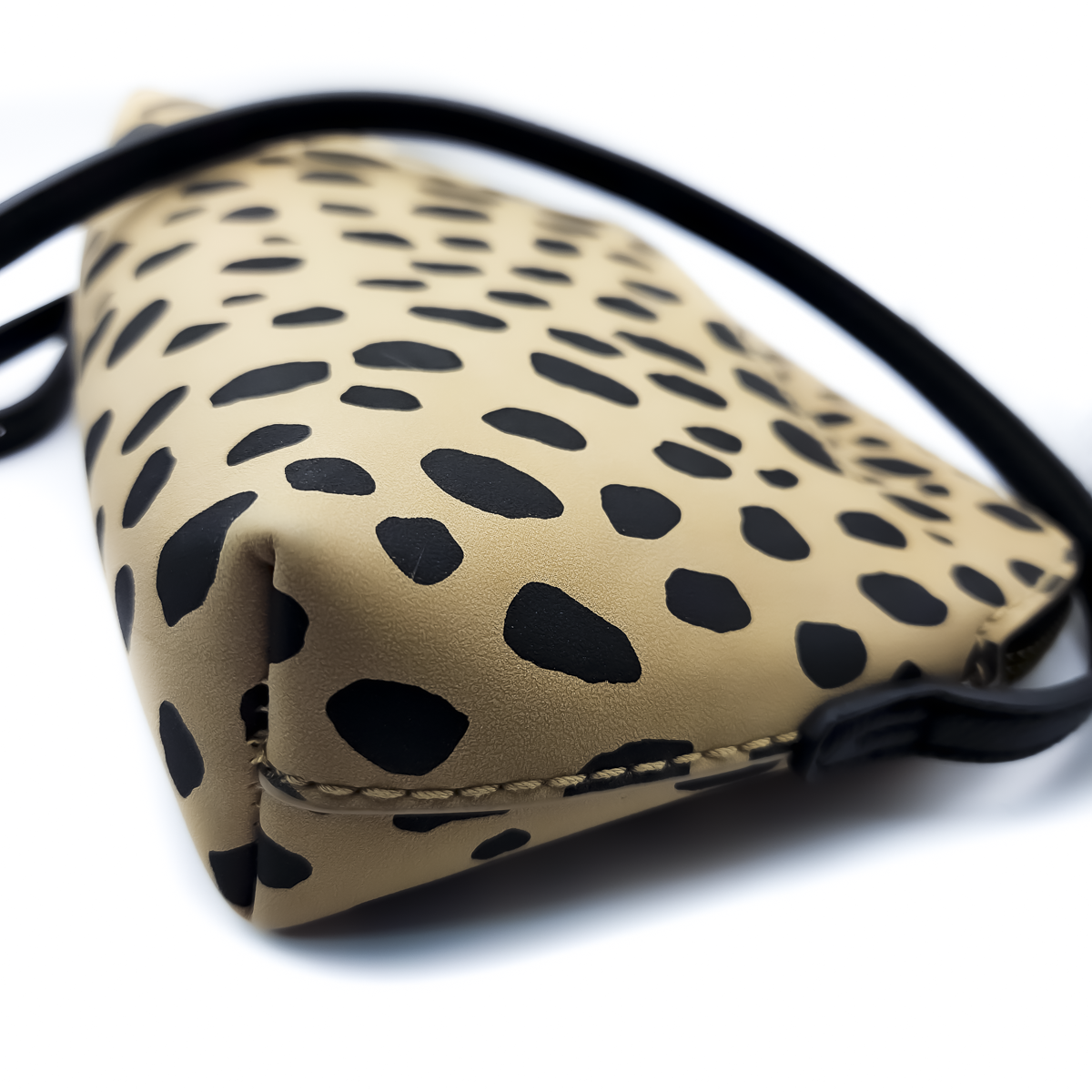 Universal Thread Crossbody Printed Pattern Chocolate Chip Bag