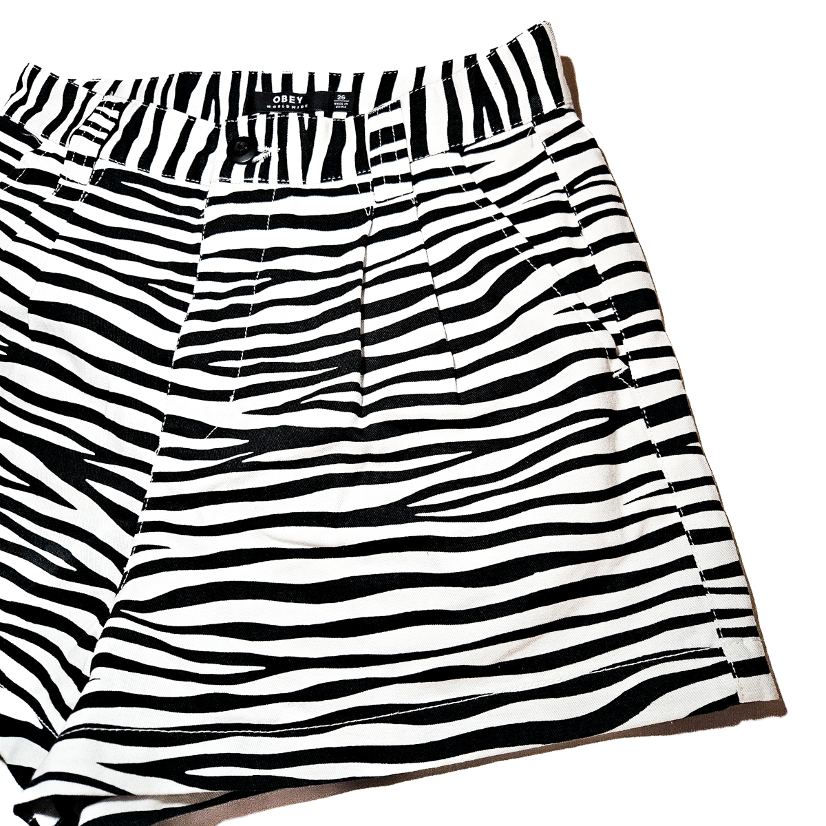 OBEY Zebra Pleated Shorts NWT - Size 26