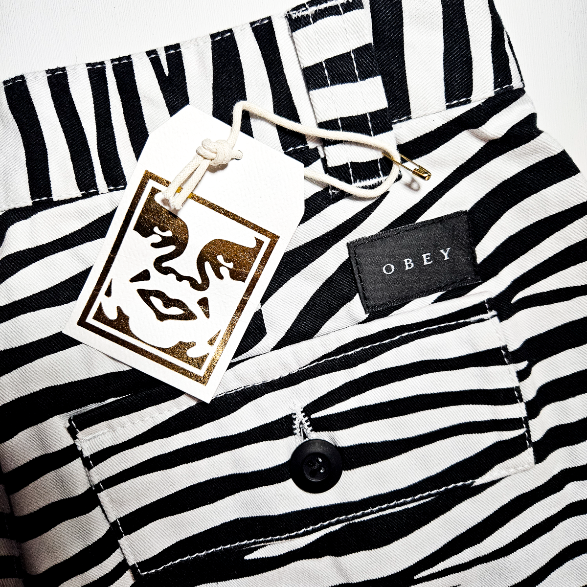 OBEY Zebra Pleated Shorts NWT - Size 26