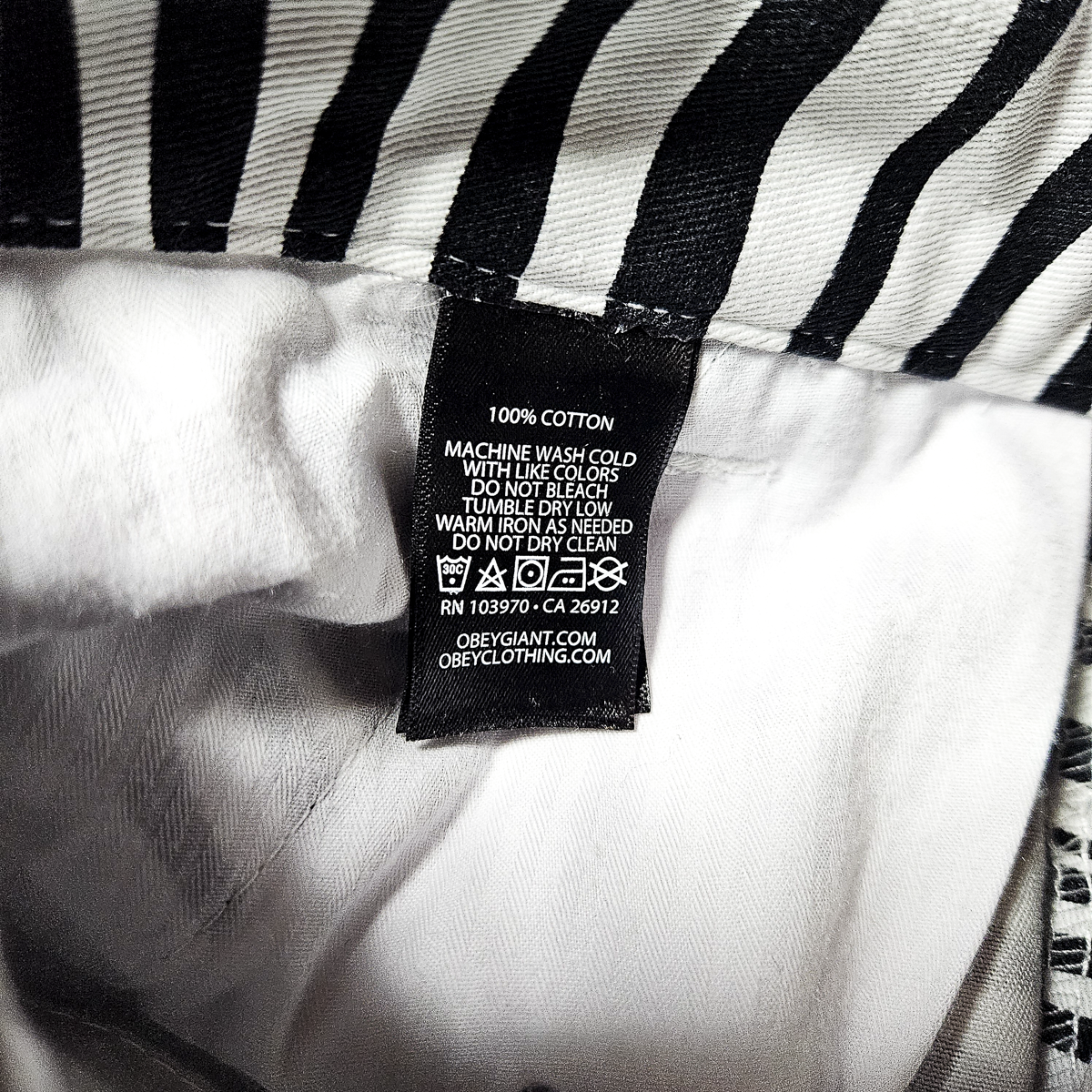 OBEY Zebra Pleated Shorts NWT - Size 26