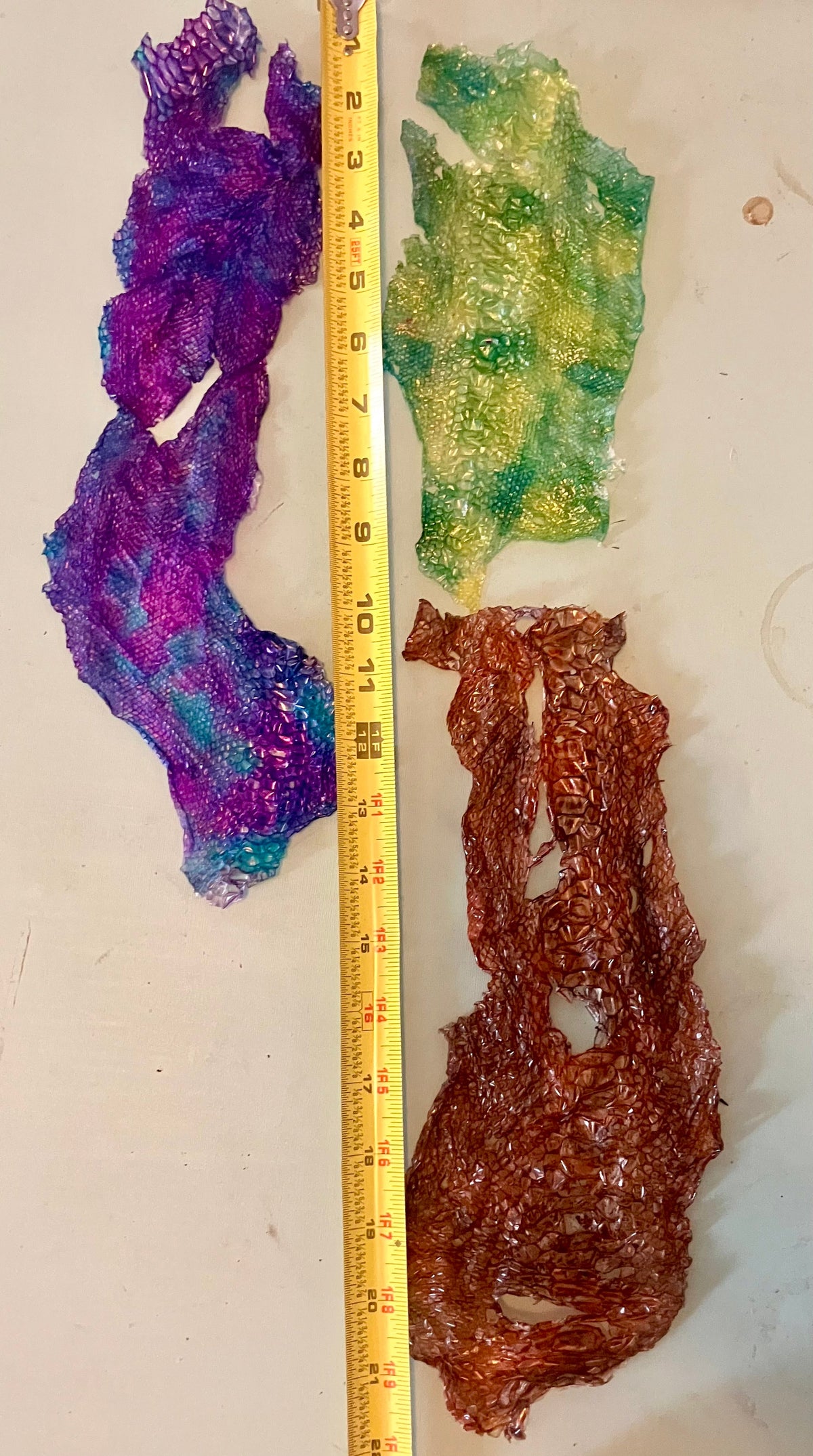 Dyed Snake Shed Pieces — Multi-Pack