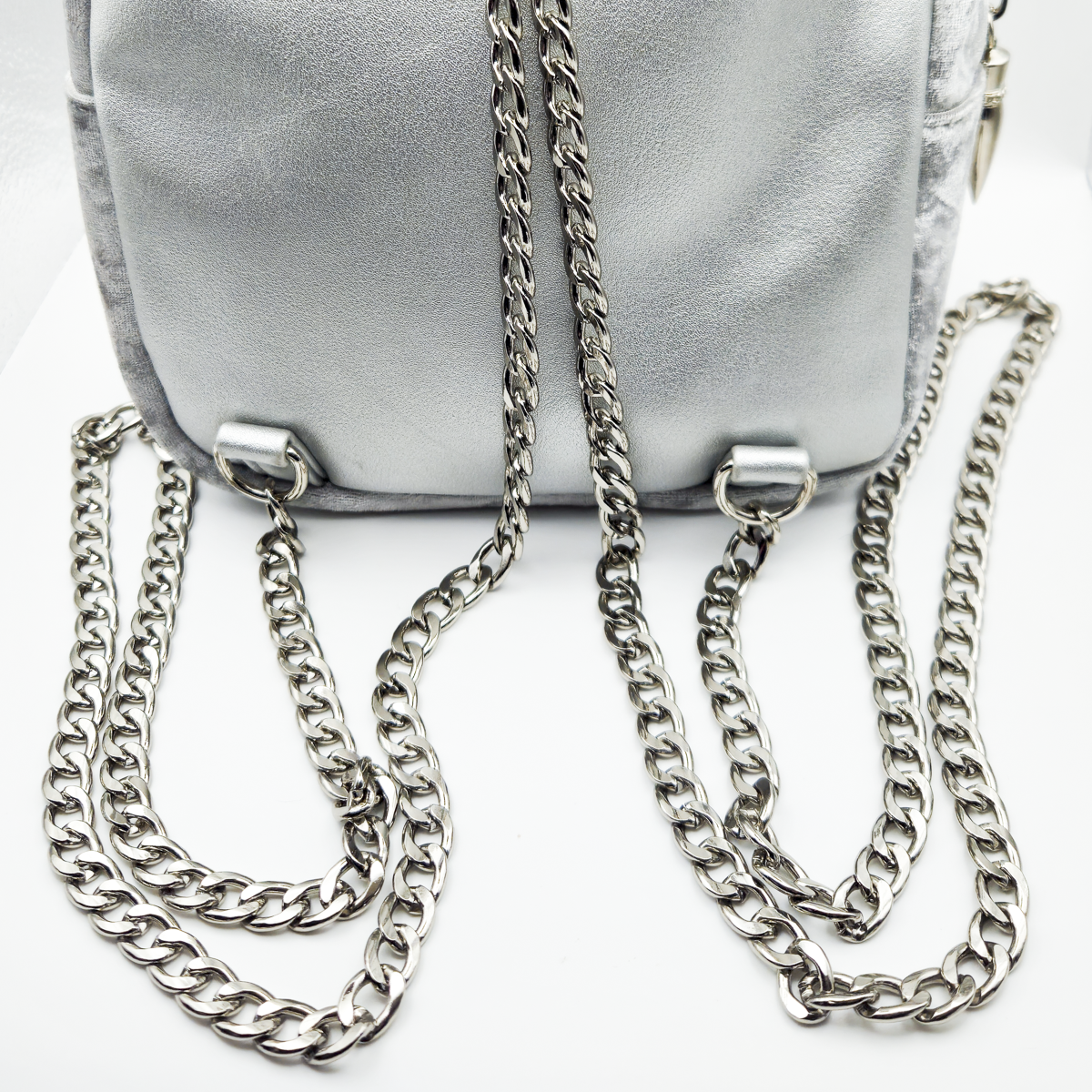 Laurel DeWitt Silver Crushed Velvet Mini Backpack – Cattytonic