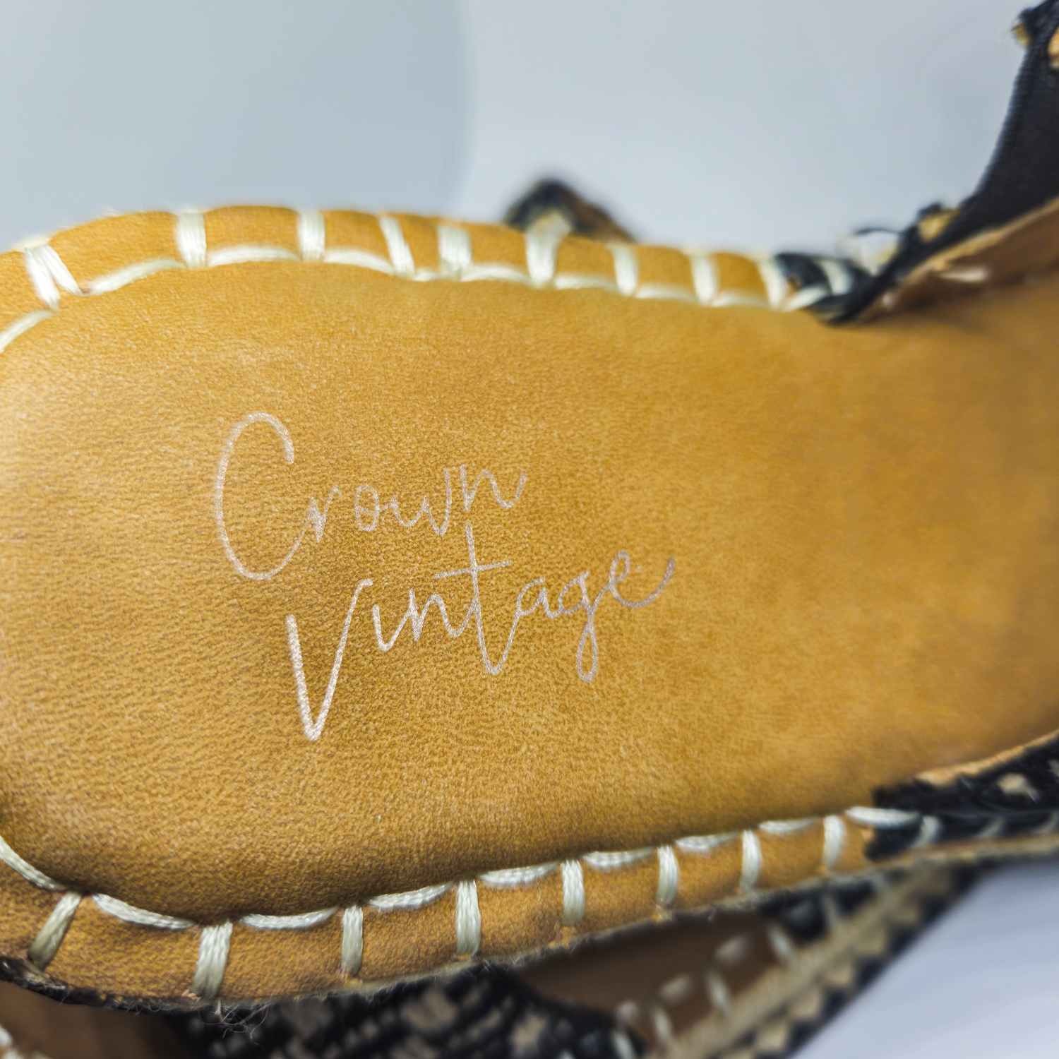 CrownVintageSandals-3.png